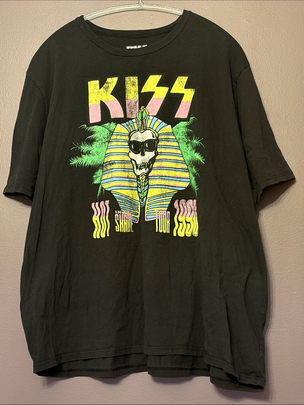 Vintage KISS Black & Neon Graphic Hot in the Shade Tour T-Shirt 1X/2X